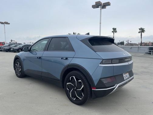 2024 Hyundai IONIQ 5 SEL