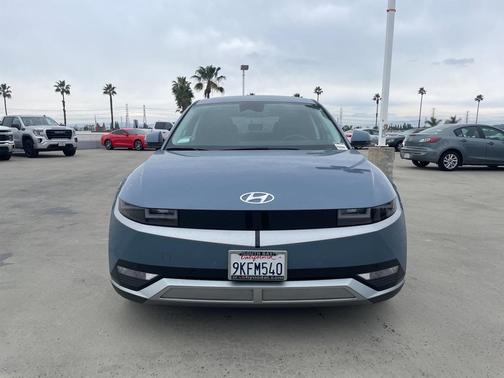 2024 Hyundai IONIQ 5 SEL