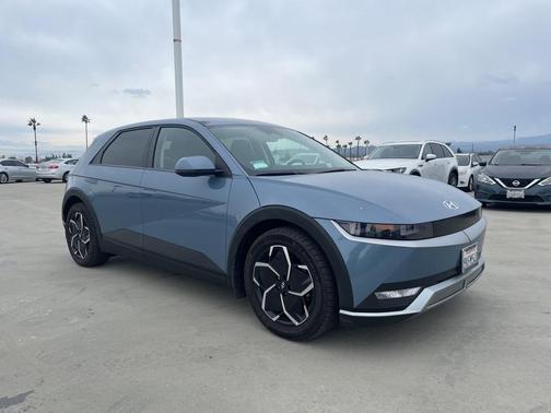 2024 Hyundai IONIQ 5 SEL