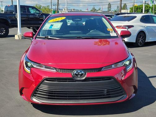 Ruby Flare Pearl 2025 Toyota Corolla LE