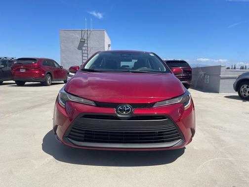 Ruby Flare Pearl 2025 Toyota Corolla LE