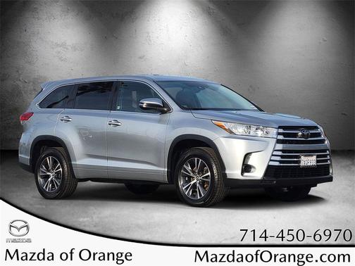 2017 Toyota Highlander LE I4