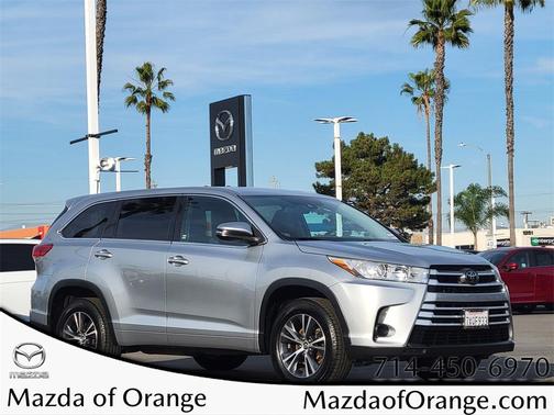 2017 Toyota Highlander LE I4