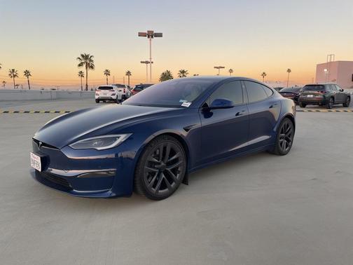 2022 Tesla Model S Base