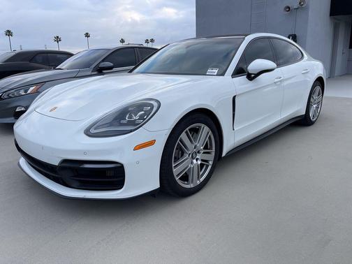 2021 Porsche Panamera 4