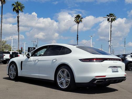 2021 Porsche Panamera 4