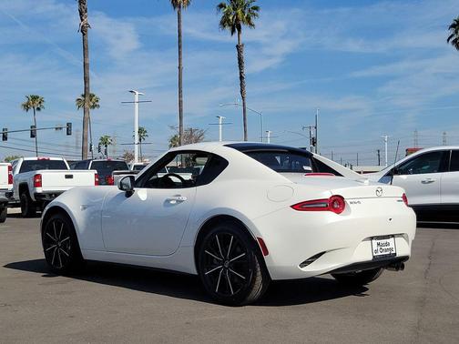 Snowflake White Pearl Mica 2026 Mazda MX-5 Miata RF Grand Touring