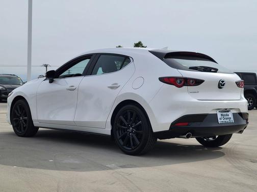 Snowflake White Pearl Mica 2026 Mazda Mazda3 FWD w/Premium Package