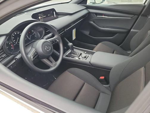 2026 Mazda Mazda3 FWD