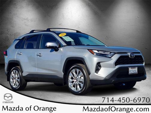 2025 Toyota RAV4 XLE Premium