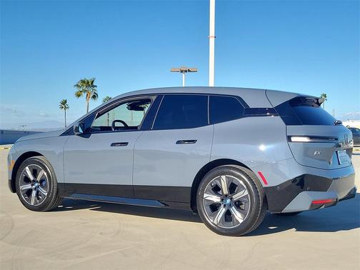 2023 BMW iX xDrive50