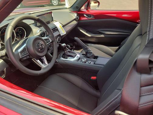 Soul Red Crystal Metallic 2026 Mazda MX-5 Miata Grand Touring