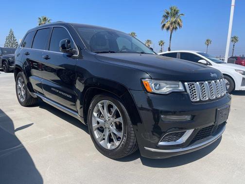 2019 Jeep Grand Cherokee Summit