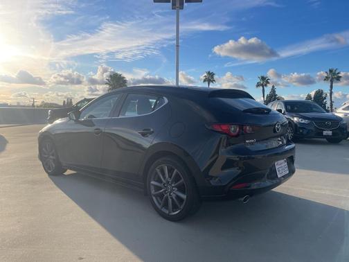 2023 Mazda Mazda3 2.5 S Select