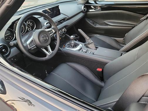 2025 Mazda MX-5 Miata RF Grand Touring