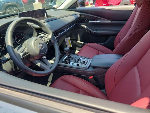 Polymetal Gray Metallic 2026 Mazda CX-30 2.5 S Carbon Edition