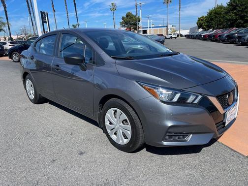 2021 Nissan Versa 1.6 S