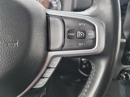 2023 RAM 2500 Big Horn Crew Cab 4x4 6'4' Box