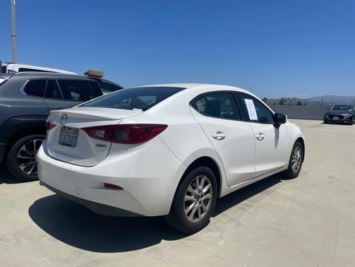 Snowflake White Pearl 2015 Mazda Mazda3 i Touring