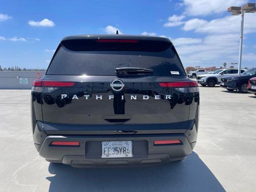 Super Black 2025 Nissan Pathfinder S FWD