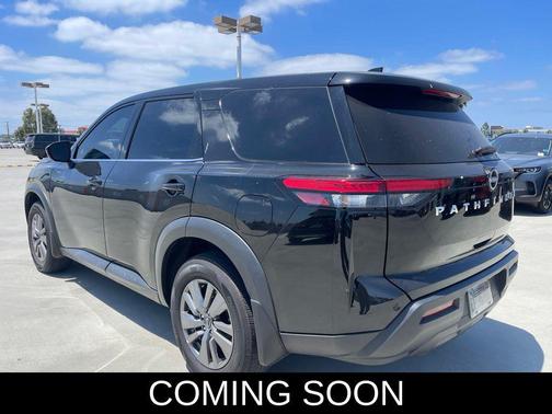 Super Black 2025 Nissan Pathfinder S FWD