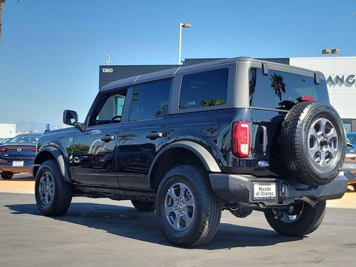 SHADOW BLACK 2025 Ford Bronco Big Bend