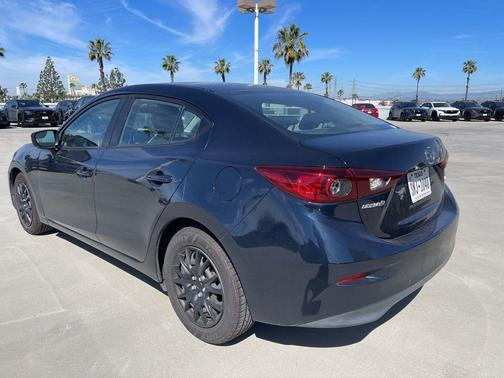 2016 Mazda Mazda3 i Sport