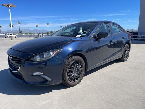 2016 Mazda Mazda3 i Sport