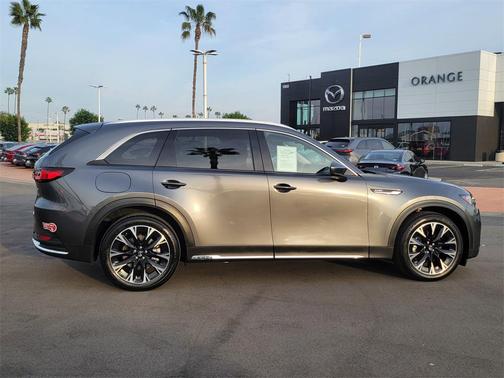 2024 Mazda CX-90 PHEV Premium