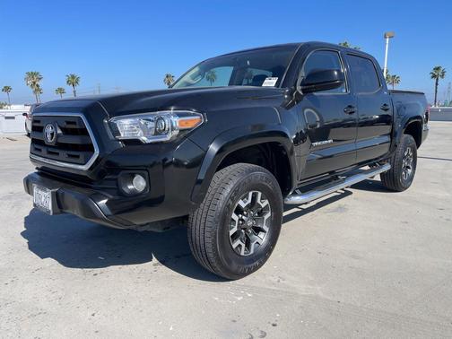2017 Toyota Tacoma SR5