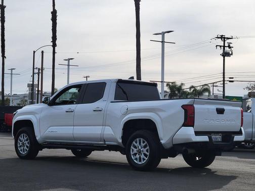2024 Toyota Tacoma SR5