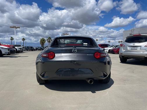 2023 Mazda MX-5 Miata RF Grand Touring