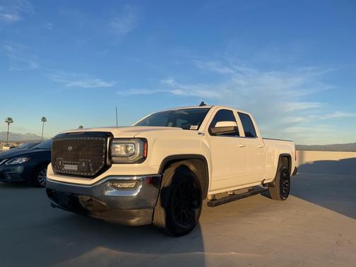 2018 GMC Sierra 1500 SLE