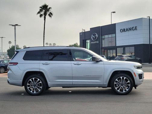 Silver Zynith 2022 Jeep Grand Cherokee L Overland