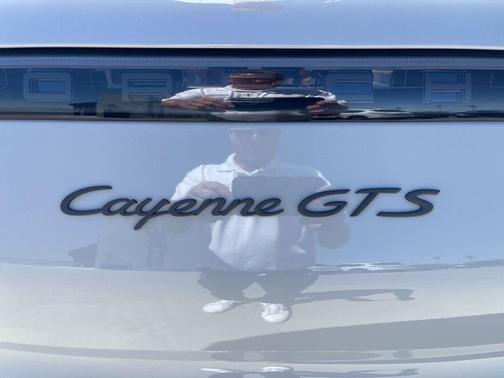 2021 Porsche Cayenne GTS