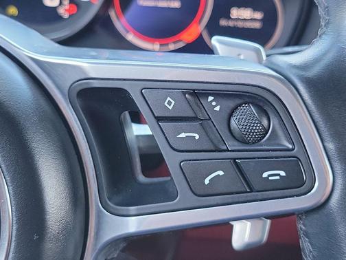 Chalk 2021 Porsche Cayenne GTS