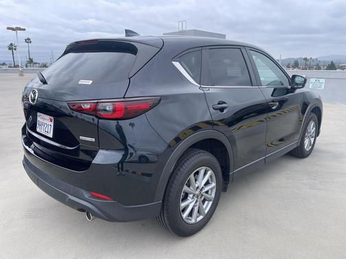 2023 Mazda CX-5 2.5 S Preferred Package