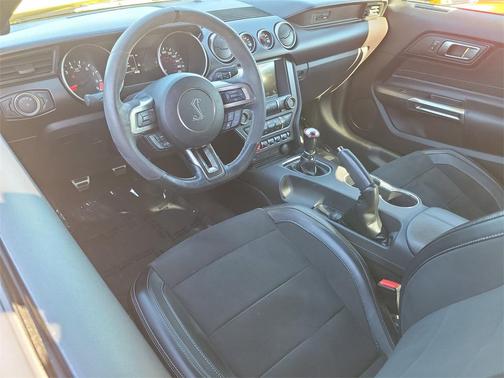 2016 Ford Shelby GT350 Base