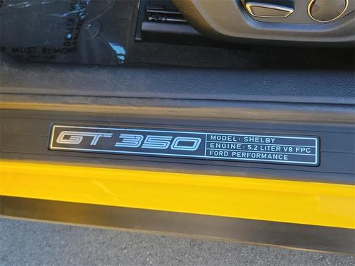 2016 Ford Shelby GT350 Base