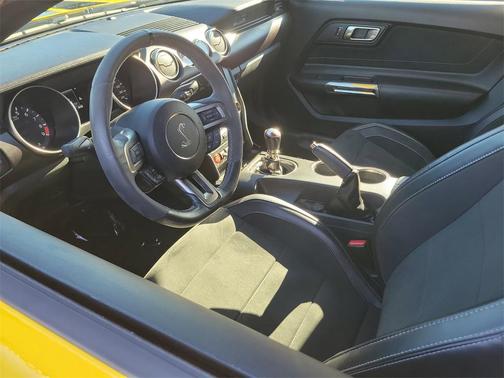 2016 Ford Shelby GT350 Base