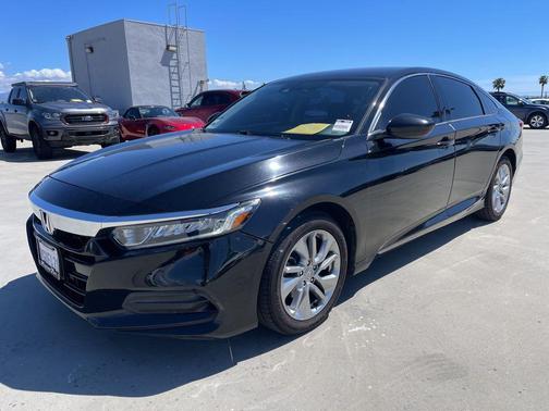Crystal Black Pearl 2018 Honda Accord LX