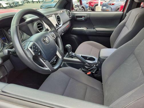 Barcelona Red Metallic 2018 Toyota Tacoma TRD Sport
