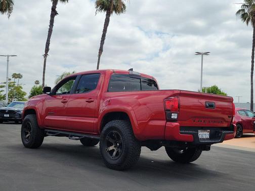 Barcelona Red Metallic 2018 Toyota Tacoma TRD Sport