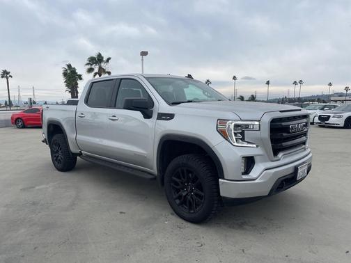 2022 GMC Sierra 1500 Elevation