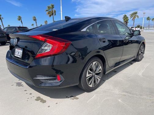 2018 Honda Civic EX-L