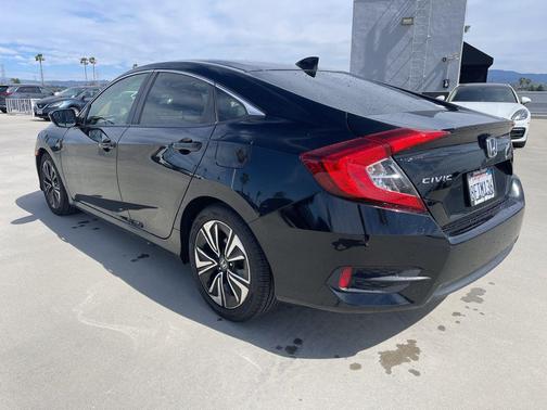 2018 Honda Civic EX-L
