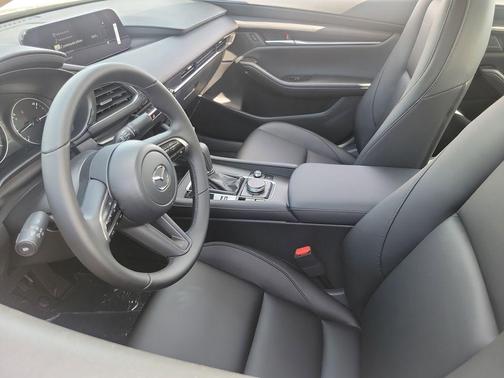 2026 Mazda Mazda3 FWD w/Preferred Package