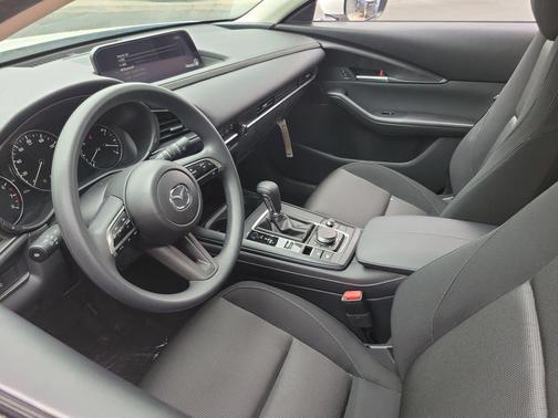 Snowflake White Pearl Mica 2026 Mazda CX-30 2.5 S