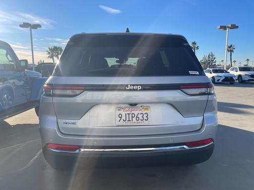 2023 Jeep Grand Cherokee 4xe Base