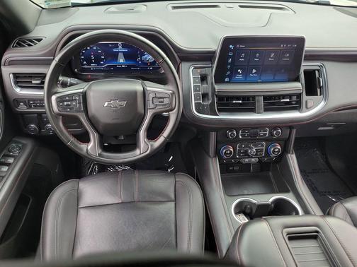 2024 Chevrolet Suburban RST